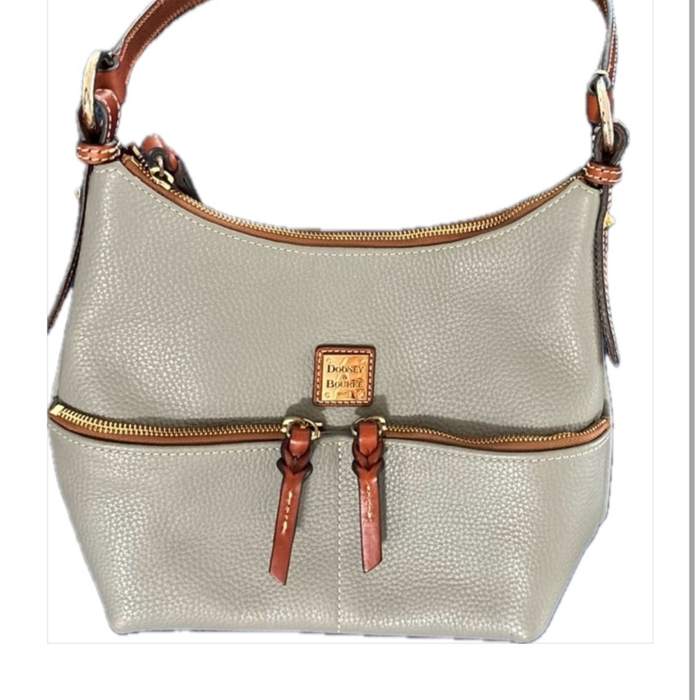 Dooney & Bourke shoulder bag